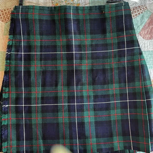 Brand New Scottish Tartan Kilt with Set Pleats Size 36”-38”. Poss Robertson Clan - Picture 3 of 9